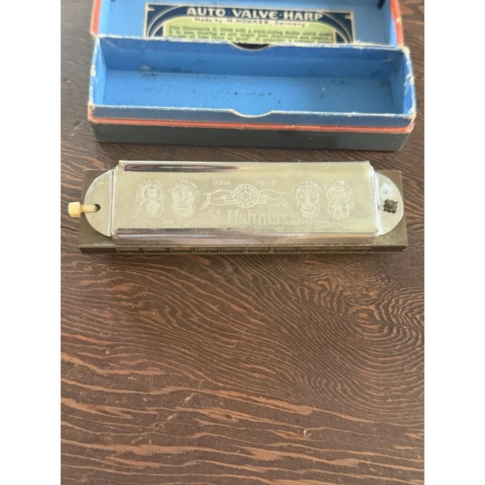 Vintage M. Hohner Auto Valve Harp Harmonica Key of A Silver Metal Original Box